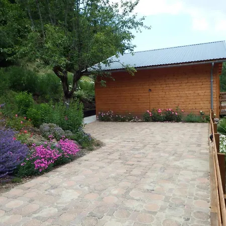 Chalet Nature Avec Terrasse, Animaux Acceptes, Label Tourisme Et Handicap - Fr-1-742-318 Velzic